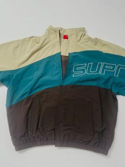 슈프림 Curve Track Jacket Brown (24SS) Small 판매합니다 🧥 - 1