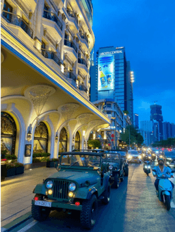 Khám Phá Sài Gòn: Hành Trình Jeep Đầy Thú Vị - 1