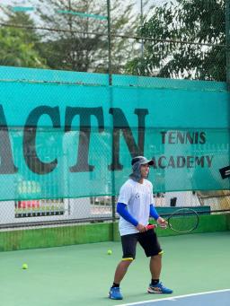 Lớp học tennis huấn luyện viên cao cấp (hơn 7 năm kinh nghiệm, có chứng chỉ quốc tế) - 5