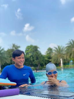두려움을 떨쳐내고 즐거움을 맞이하세요: Nyswimming 1:1 수영 강습 - 1