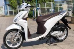 Hanh Car Rental – Accompanying you to explore Saigon - 0