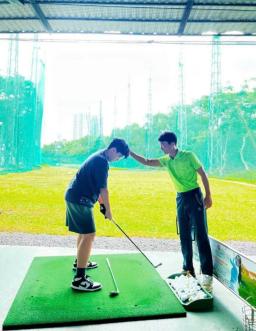 Khóa học golf toàn diện: Từ người mới bắt đầu đến golfer chuyên nghiệp - 1