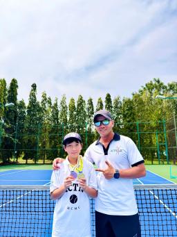 Lớp học tennis huấn luyện viên cao cấp (hơn 7 năm kinh nghiệm, có chứng chỉ quốc tế) - 0