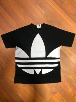 Adidas tshirt 
Items like new - 0